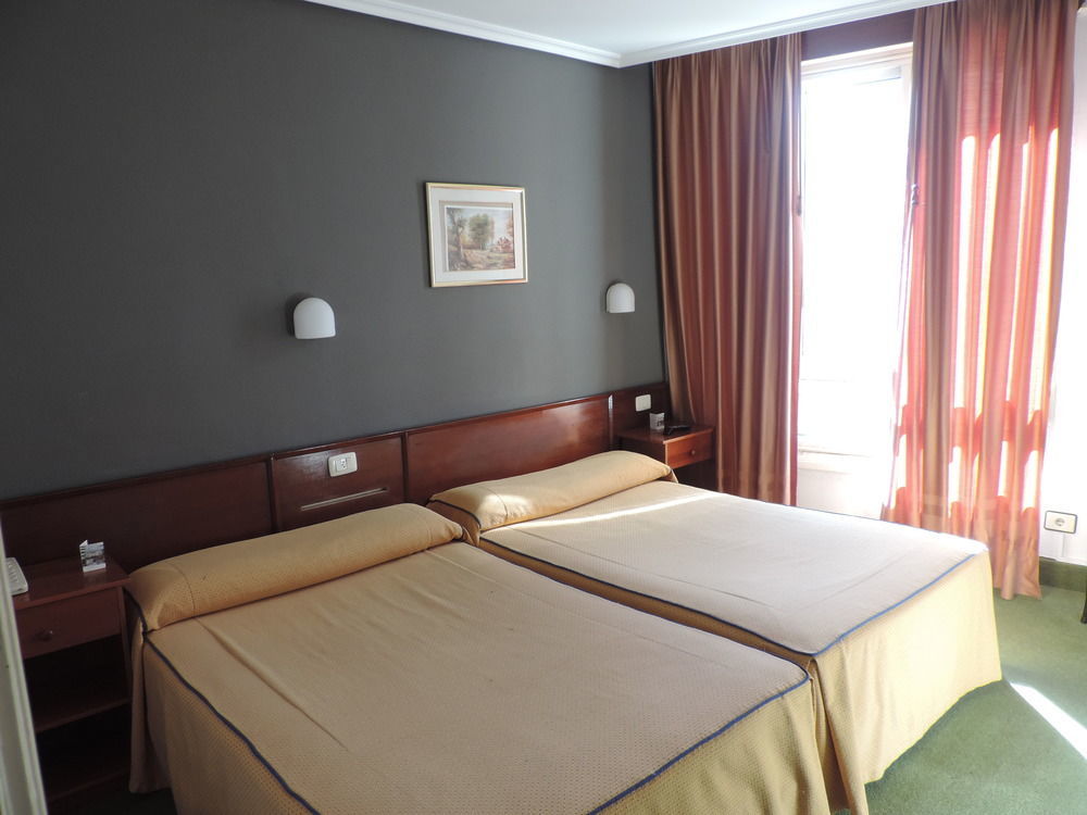 Hotel Junquera Vigo Exterior foto
